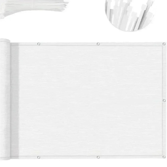 Privacy Screen - Picture 1 of 8